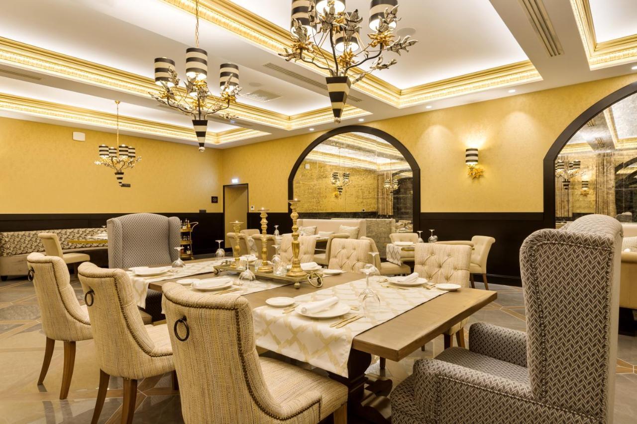 Kyniska Palace Conference & Spa 米斯特拉斯 外观 照片